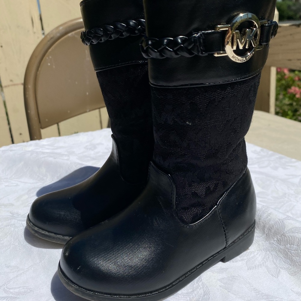 Michael kors boots